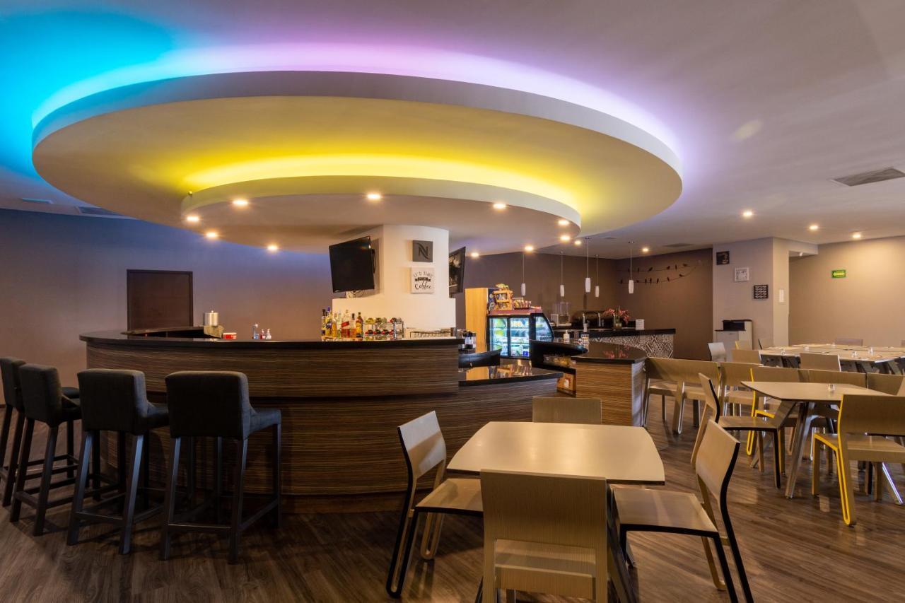Hotel Glow Point - Mulza Λεόν Εξωτερικό φωτογραφία
