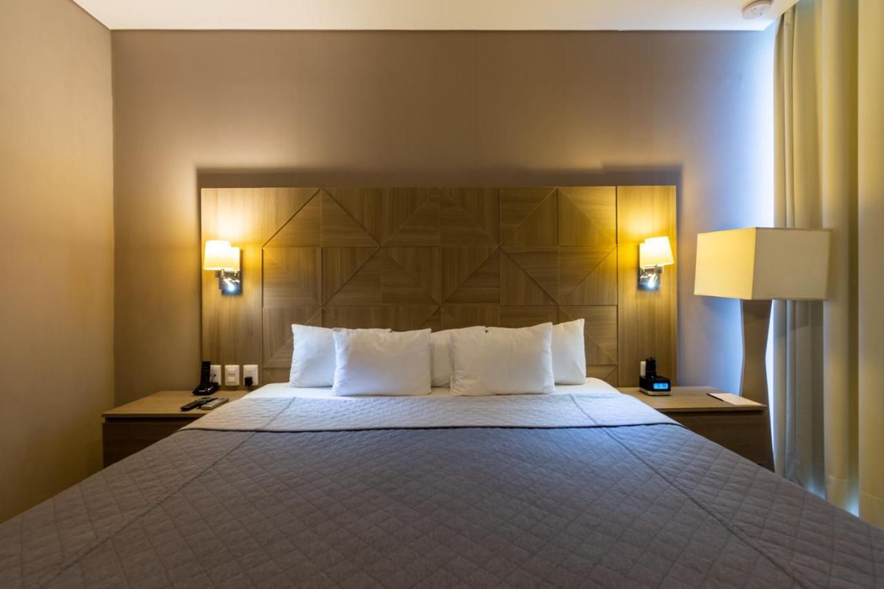 Hotel Glow Point - Mulza Λεόν Εξωτερικό φωτογραφία